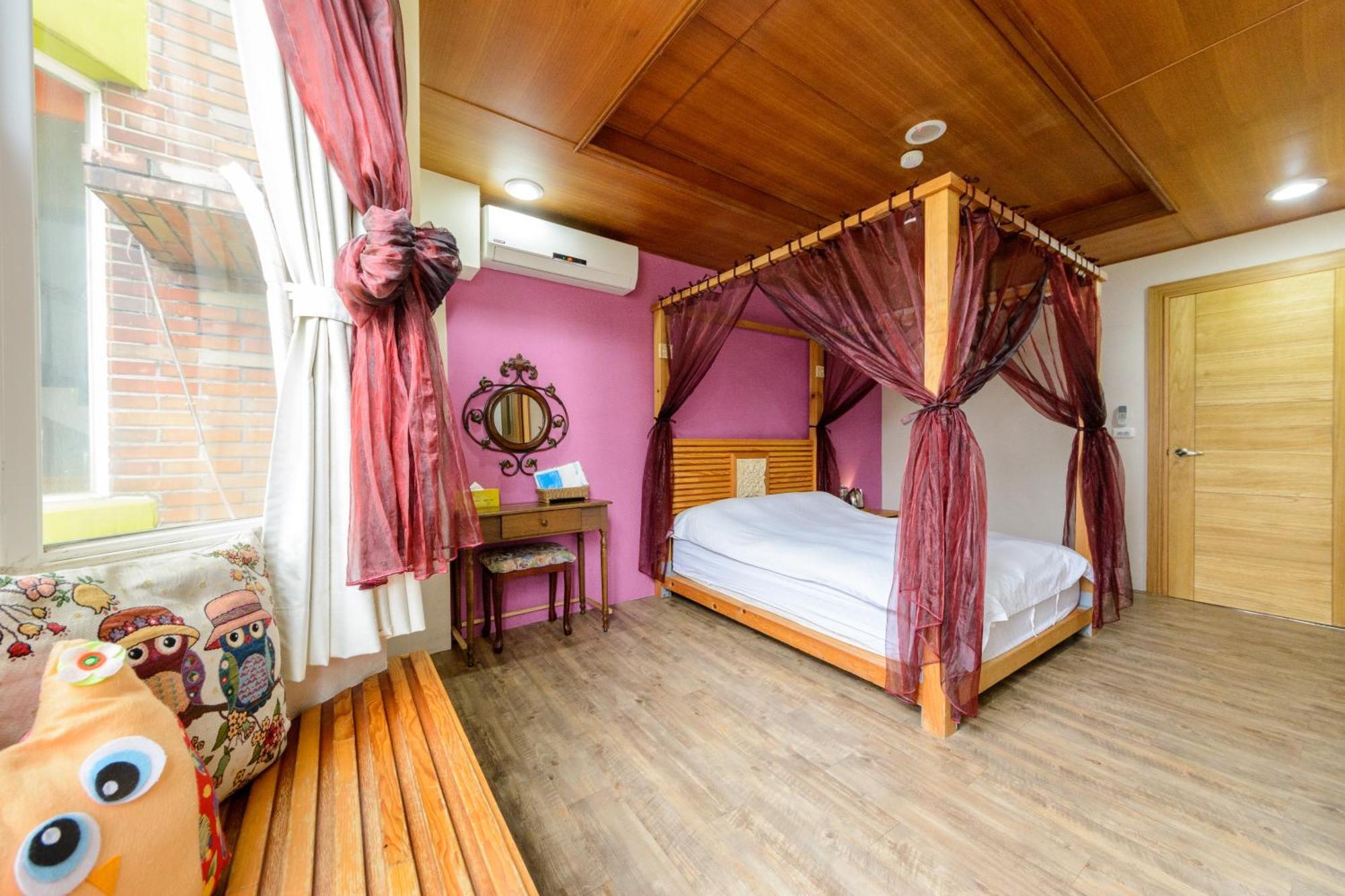 Owl Castle Bed and Breakfast Hualien Værelse billede